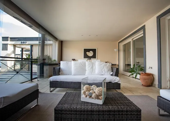 Beautiful In The Centre Of Apartament Taormina