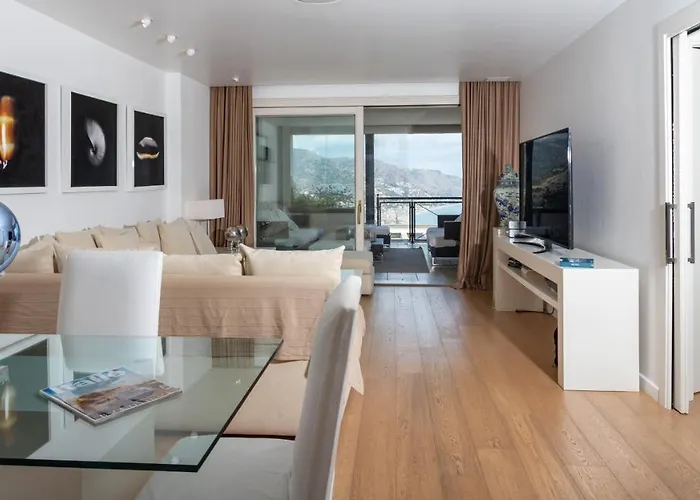 Beautiful In The Centre Of Apartament Taormina