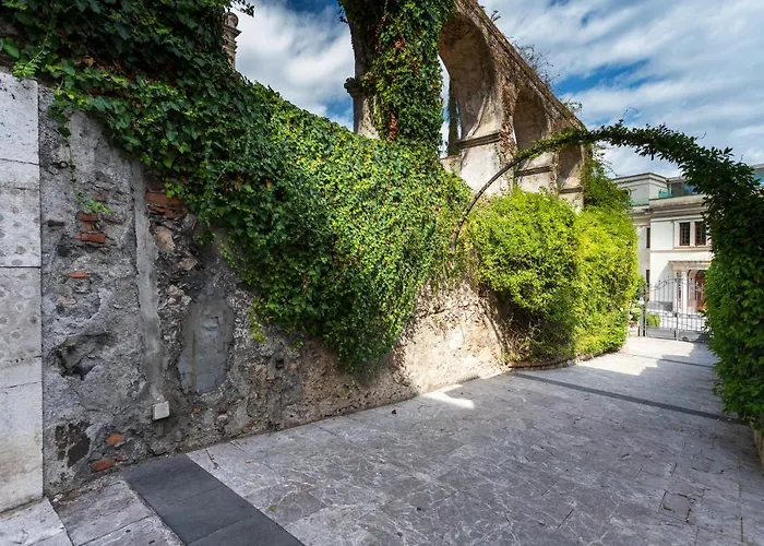 Beautiful In The Centre Of Apartament Taormina